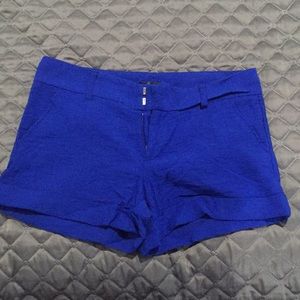 AQUA by Bloomingdale’s size small blue shorts